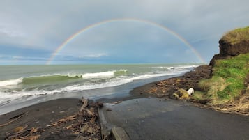 Una spiaggia nelle vicinanze