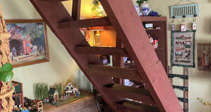 Quiet, cozy, comfortable, centrally located to the best of the Kenai peninsula.