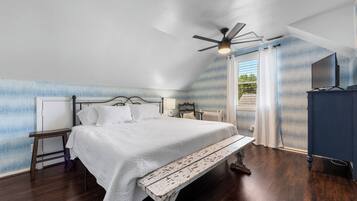 4 Schlafzimmer, Bügeleisen/Bügelbrett, Reisekinderbett, kostenloses WLAN