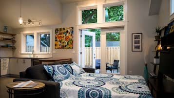 1 bedroom, iron/ironing board, free WiFi, bed sheets