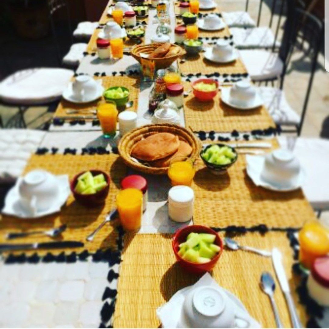 Petit déjeuner composé de spécialités régionales compris tous les jours