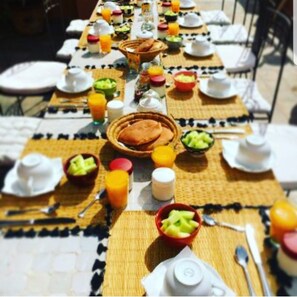 Free daily local cuisine breakfast