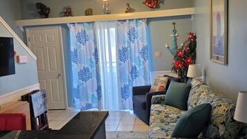 Smart TV, DVD player, video library