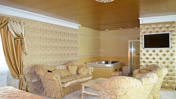 1 bedroom, individually decorated, blackout drapes, soundproofing