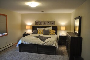 House (MH139) | 2 bedrooms, free WiFi, bed sheets - Mountain Harbor #139 2 Bedroom Condo (Whitefish)