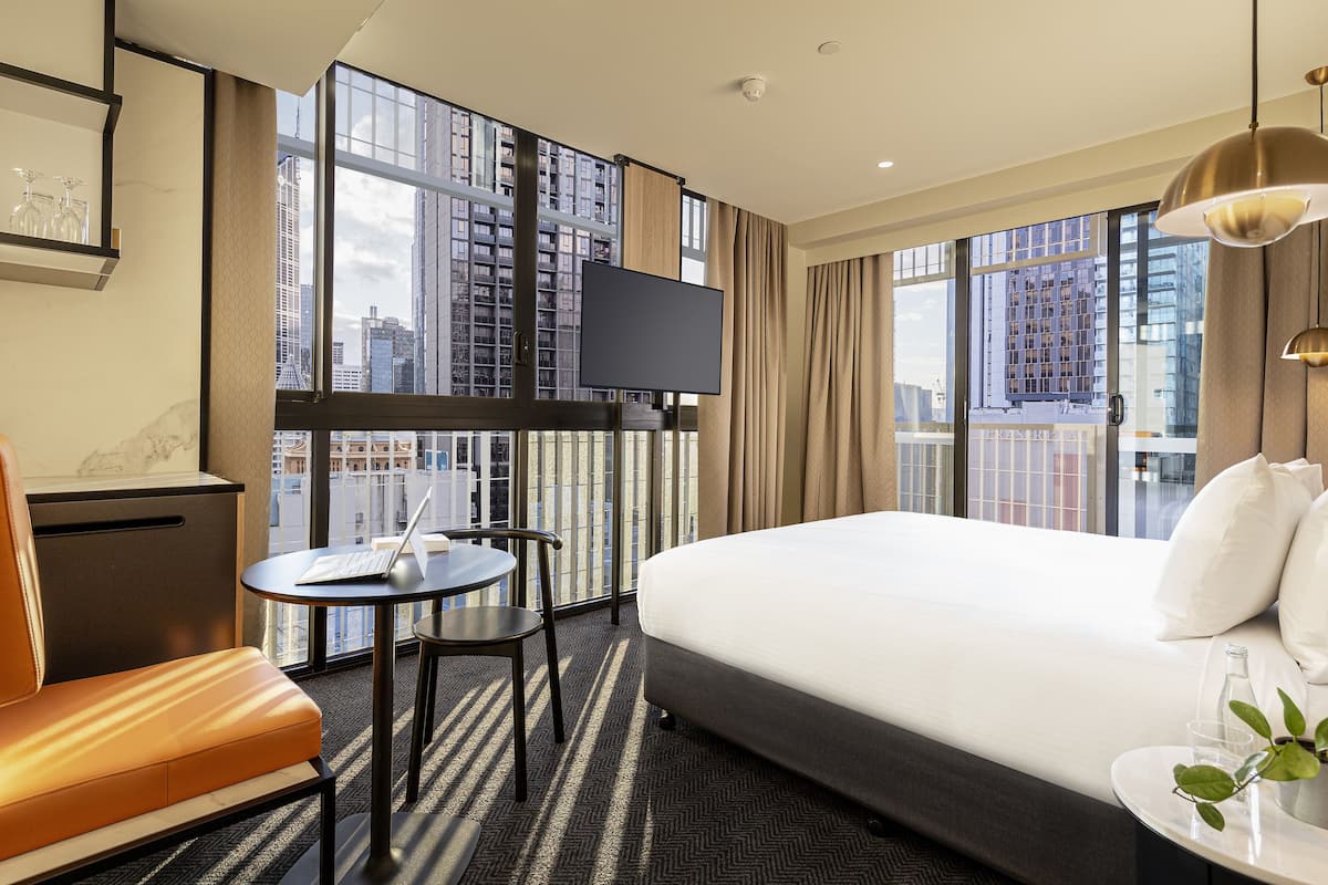 City-Zimmer, 1 King-Bett, Balkon, Stadtblick