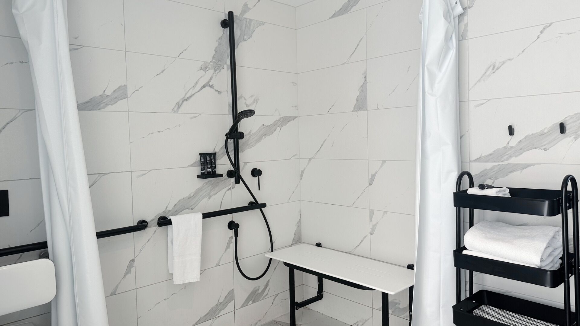 Foto - Brady Hotels Jones Lane