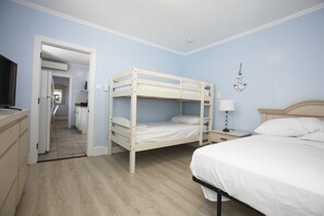 Family Apartment, 2 Bedrooms, Non Smoking (Front Side)