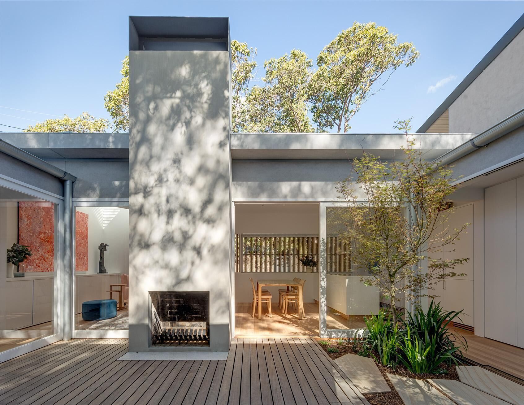 BOLTHOLE - Award-winning 2-bedroom cottage near Centennial Park