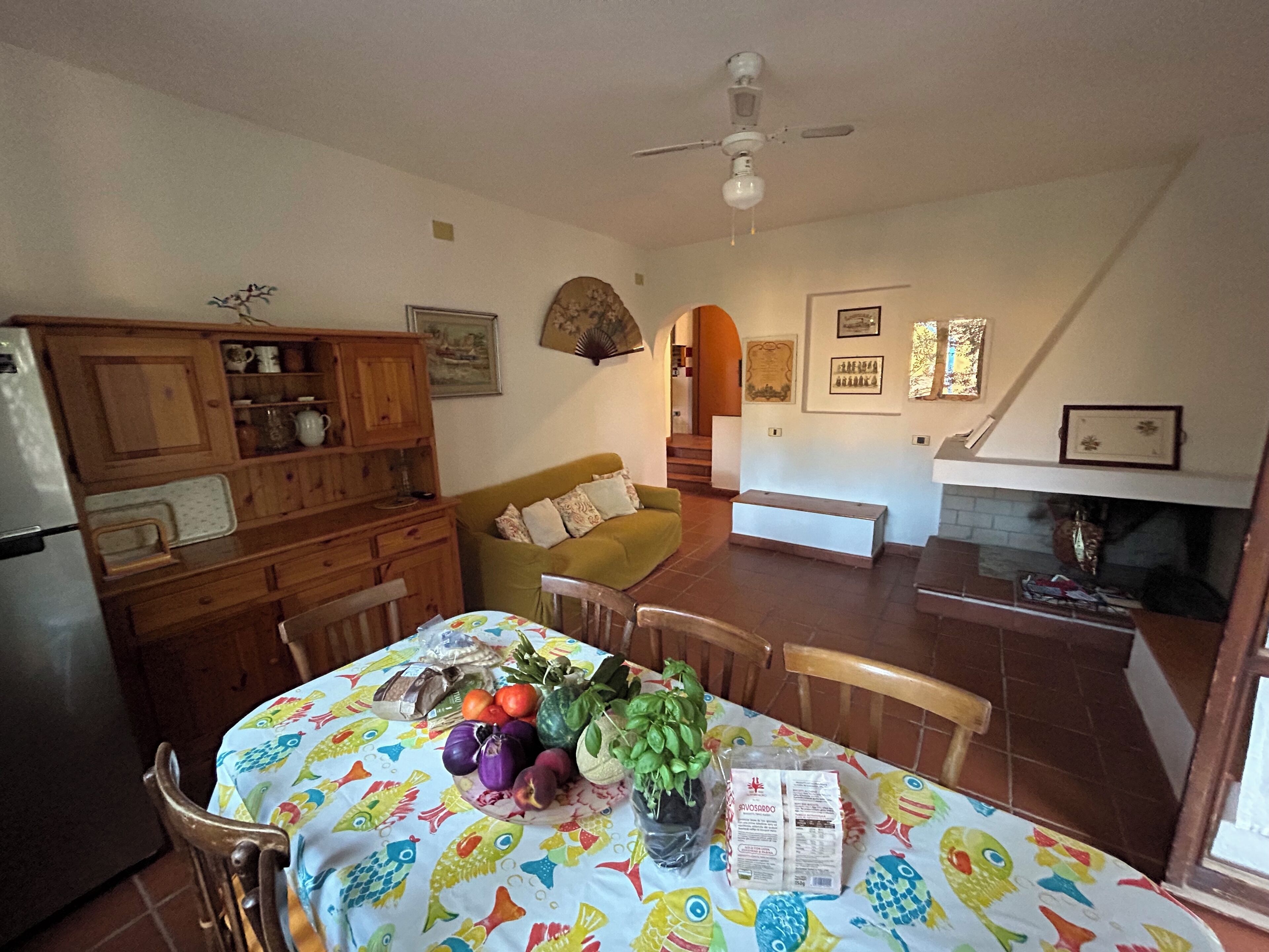 Smart-TV, Kamin, Drucker