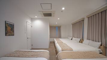 Deluxe Apartment (401) | 2 bedrooms, desk, iron/ironing board, free cribs/infant beds