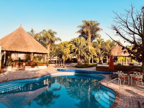 Outdoor pool - María & Bernardo Casa - Viñedo (El Marques)