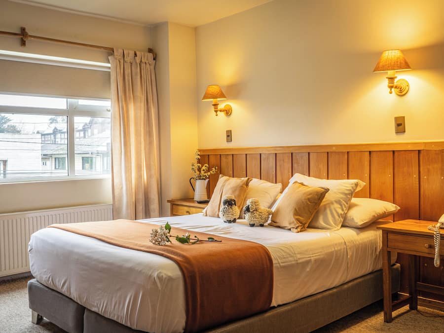 Standard Double Room, Non Smoking | Desk, free WiFi, bed sheets