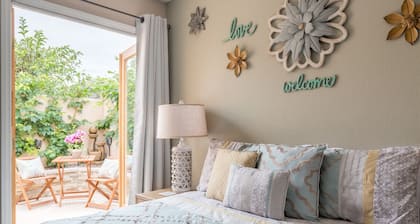 Private Cozy Casita in the Desert