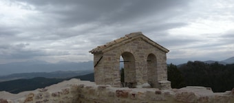Living in Umbria in the ancient Castle of Morcicchia