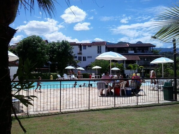 Piscine extérieure