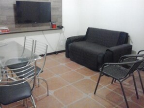 Family Apartment, Mountain View | Living area