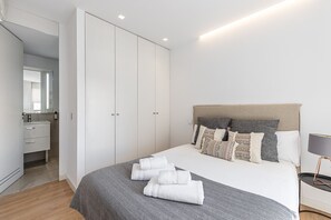 1 habitación, tabla de planchar con plancha y wifi gratis 