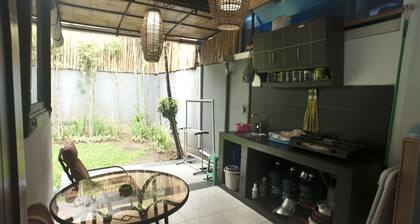 Kubu Bale 2 bedrooms house in Kerobokan