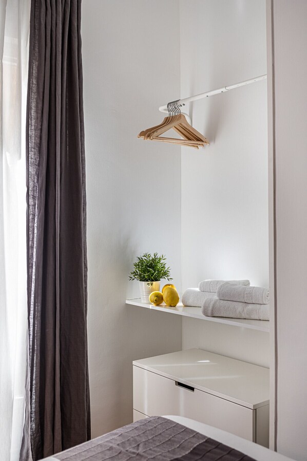 3 chambres, fer et planche Ă repasser, Wi-Fi gratuit, draps fournis