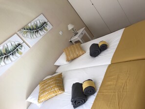 2 Schlafzimmer, BĂŒgeleisen/BĂŒgelbrett, Reisekinderbett, kostenloses WLAN