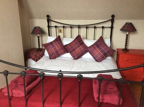 Internet, wheelchair access - Luxury cottage with sea view and Beach  (Applecross)