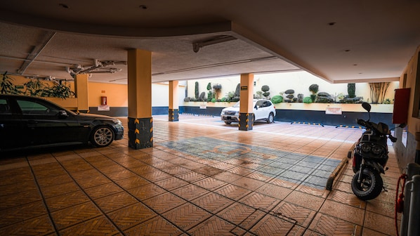 Free self parking