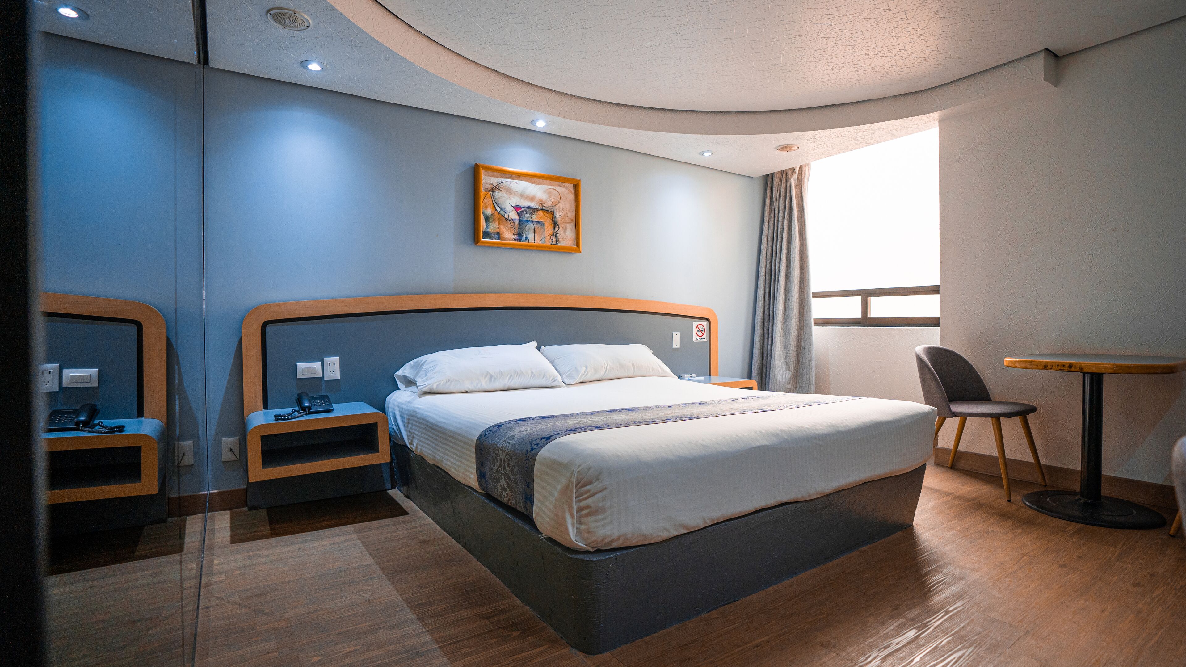 single room, 1 king bed, non smoking | desk, laptop workspace, blackout curtains, free wifi