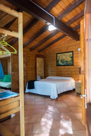 1 makuuhuone, ilmainen Wi-Fi, vuodevaatteet