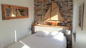 1 chambre, bureau, fer et planche Ă repasser, Wi-Fi