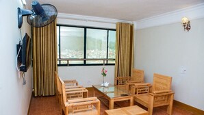 Unclassified image, 5 of 14, button - Phong Lan Hotel (Son La)
