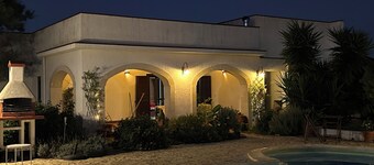 Peaceful villa with large private pool in 1 hectare of gated land, car essential