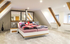 2 Schlafzimmer, Reisekinderbett, kostenloses WLAN, Bettwäsche