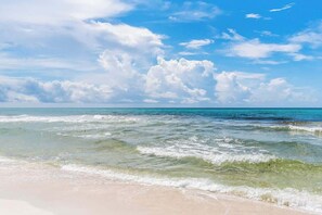 On the beach - 10BR Gulf-Front Estate on 30A With 2 Homes, Pools and Sleeps 30+ (Seacrest Beach)