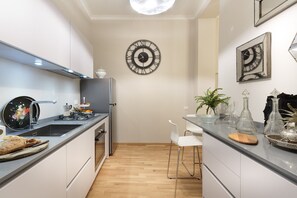 Fridge, microwave, oven, dishwasher