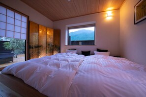 华丽套房 (Spa Bath) | 高档床上用品、特色装修、特色家居、免费 WiFi