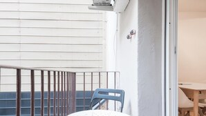 Outdoor dining - Homenfun Barcelona Gracia I (Barcelona)