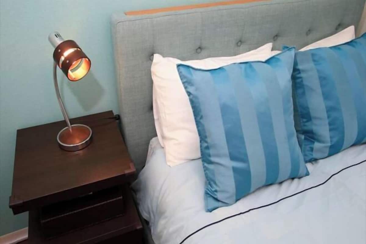 Blackout drapes, WiFi (free), bed sheets