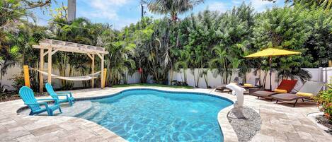 Beheizter Pool