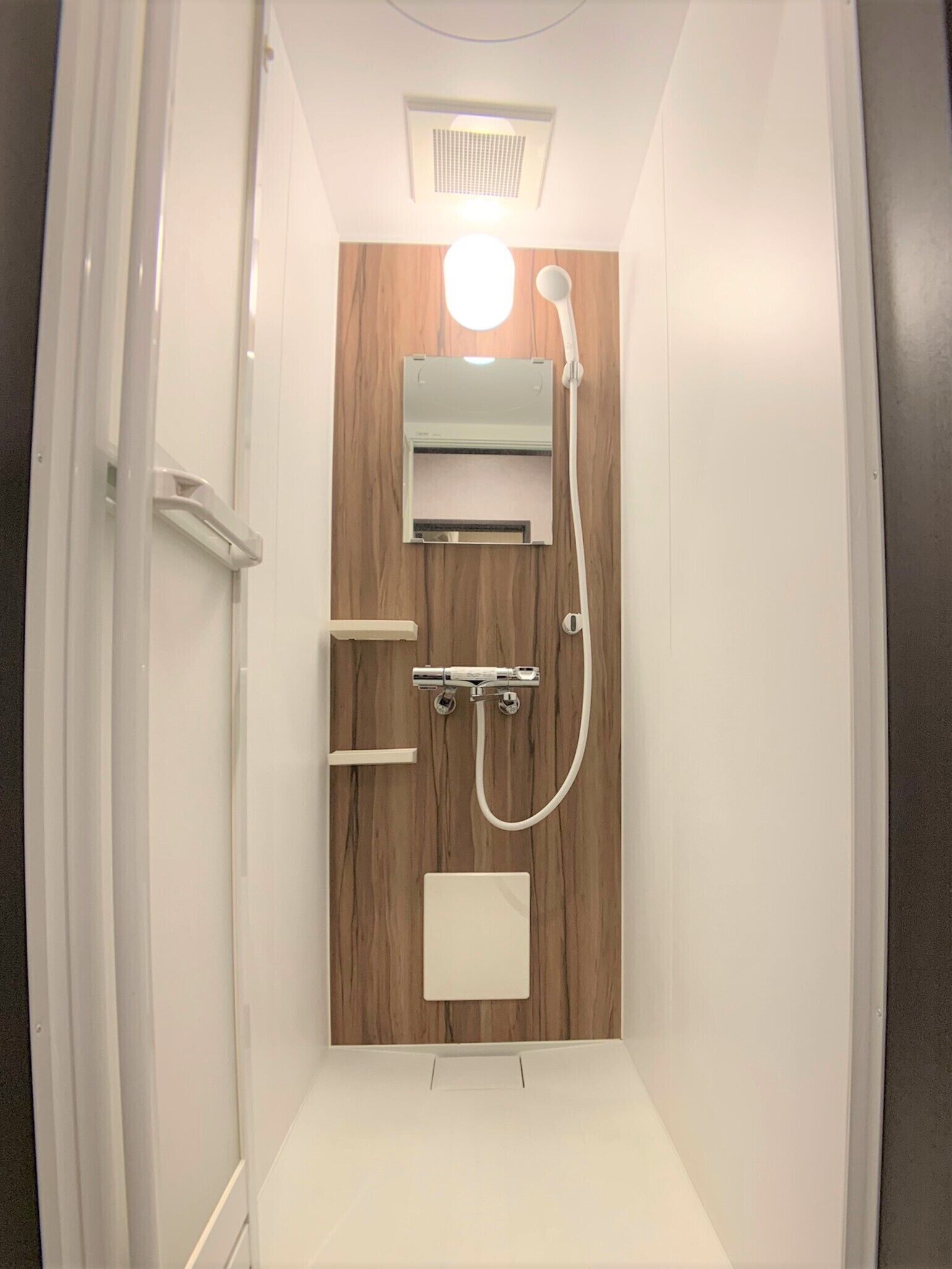 Shower, free toiletries, hair dryer, slippers
