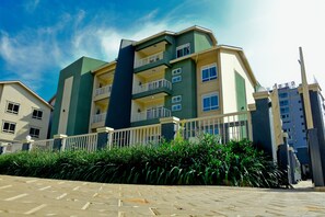 Front of property - Greendale Apartments (Kampala)