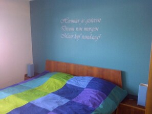 4 Schlafzimmer, Bügeleisen/Bügelbrett, Bettwäsche