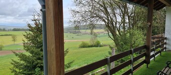 Dream house with wonderful views of the valley