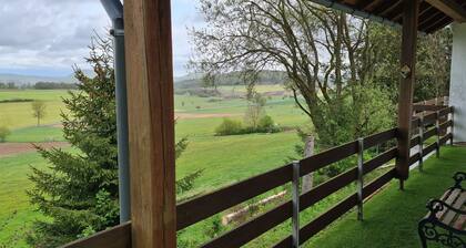 Traumhaus mit Wunderbare Blik auf das Tal