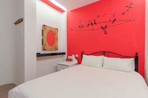 Standard Double Room | Bathroom - Apple House (Hualien City)