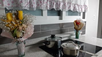 Premium Room | In-room dining