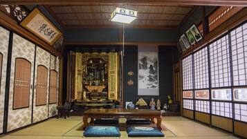 Basic-Vierbettzimmer, Mehrere Betten, Nichtraucher, Bergblick