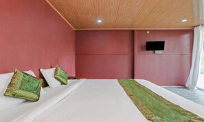 豪華雙人房 | 書桌、免費 Wi-Fi、床單