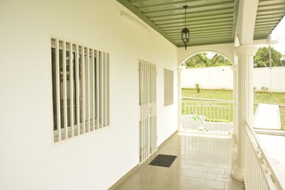 MAGNIFICENT FURNISHED VILLA NYOM 2 YAOUNDE