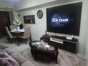 Smart TV, printers - Luxury 2-bed 2-bath, central Cebu City, excellent views (Cebu City)